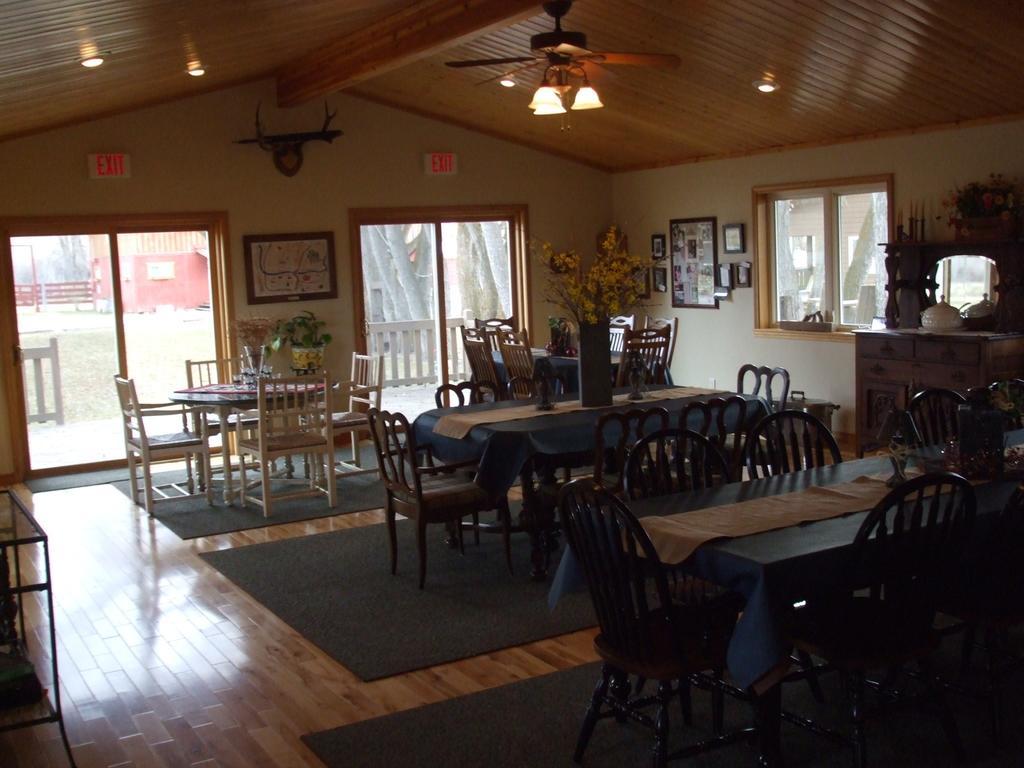 Hansen Guest Ranch Swan Valley Екстер'єр фото